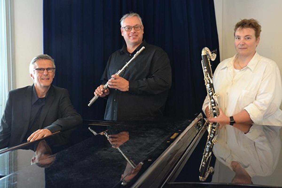 Achtergrondafbeelding Koffieconcert trio 'Da Capo' in de Hofboerderij